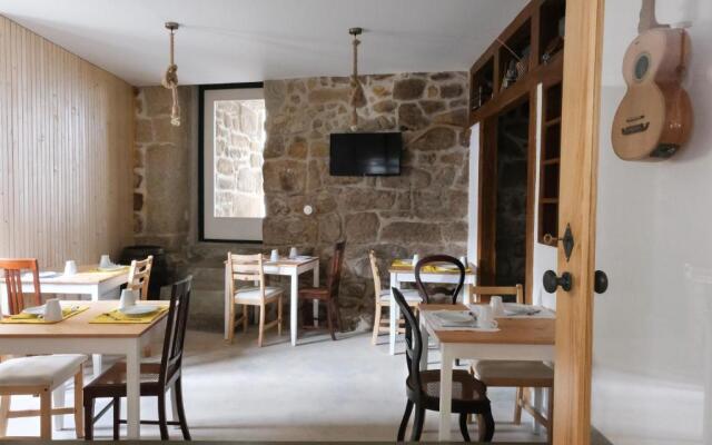 Casa da Praça - Guest House