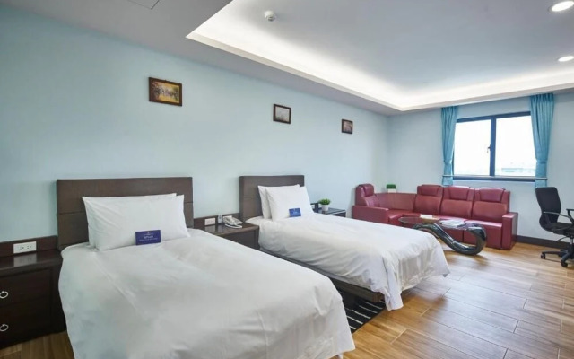 Menippe Hotel