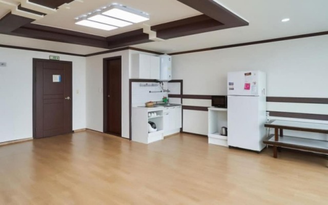 Daebudo Badatga Urijip Pension