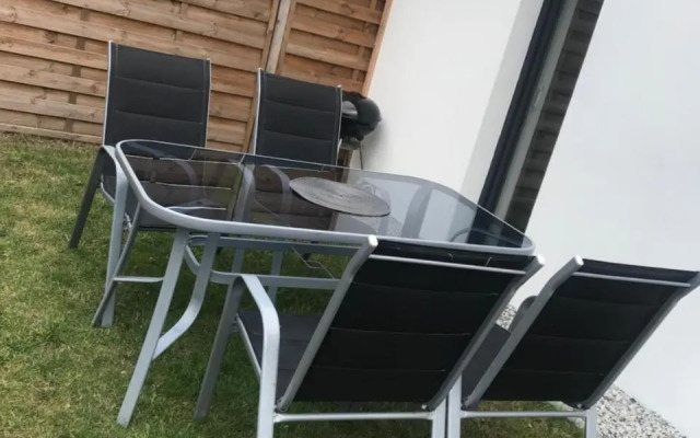 Domek letniskowy Sunny House , Nocleg Zator