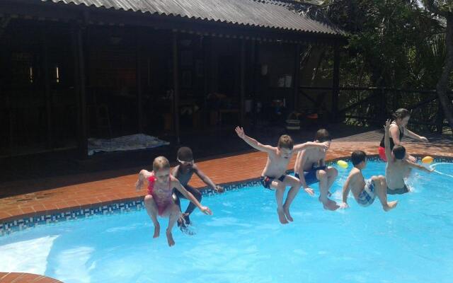 Isinkwe Backpackers Bushcamp