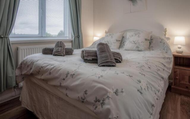 Seawinds - 2 Bedroom Bungalow - Pentlepoir