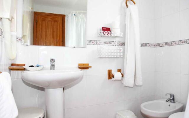 Hotel Al Andalus
