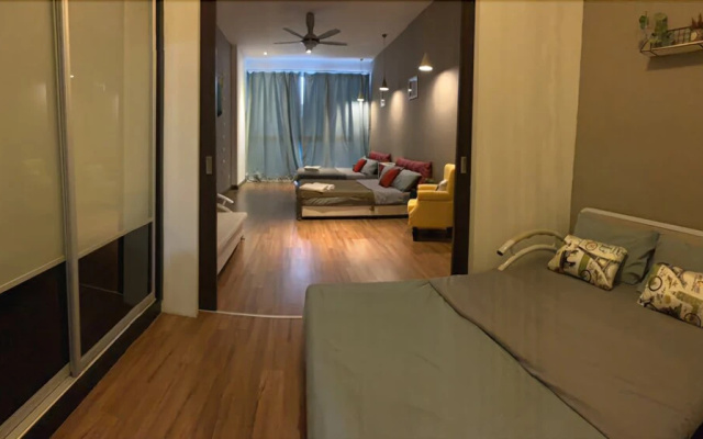 Taragon Residence Private Bedroom Suite by AirPlan