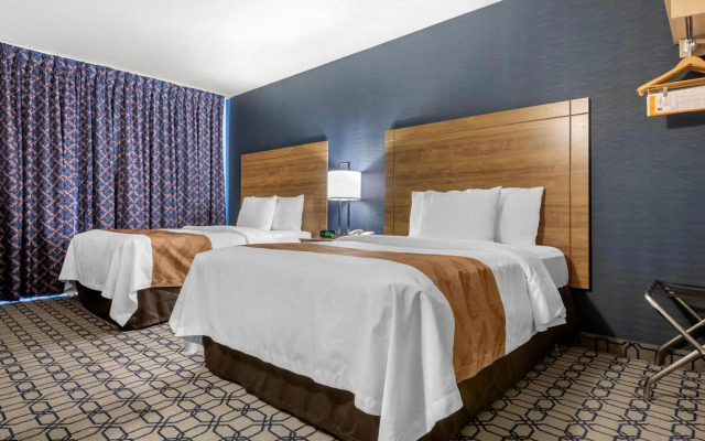 Quality Suites Whitby