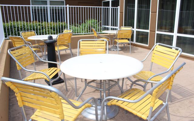 Fairfield Inn & Suites by Marriott Kansas City Liberty