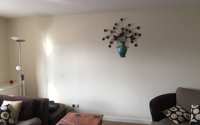 3 Varis Apartments