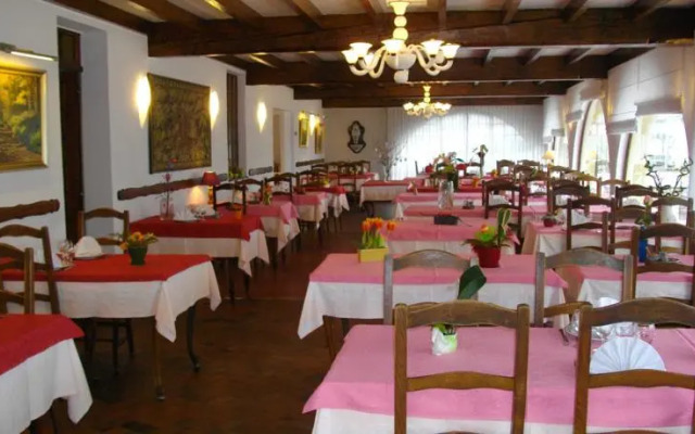 Hotel Restaurant Du Commerce