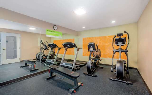 La Quinta Inn & Suites by Wyndham Hesperia Victorville