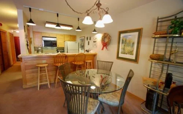 Ski Run by Key to the Rockies