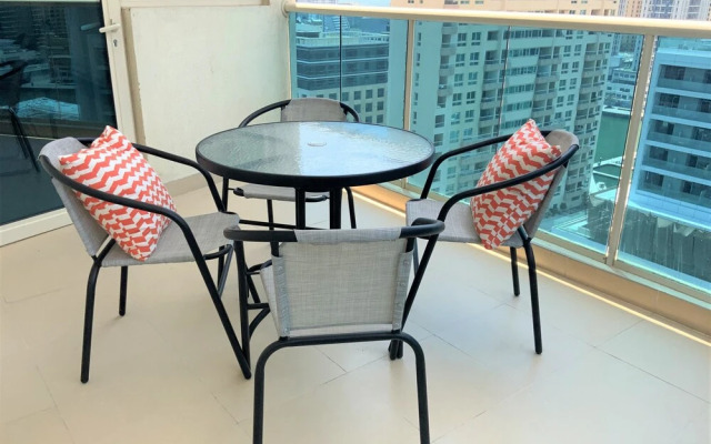 DHLA - Modern 2BR balcony in Marina