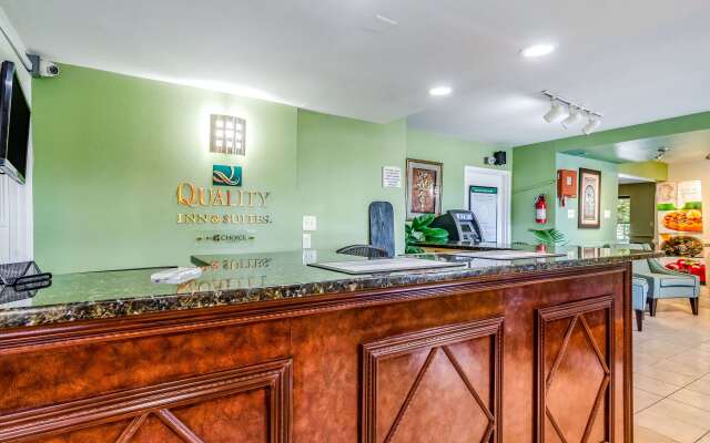 Quality Inn & Suites Creedmor - Butner