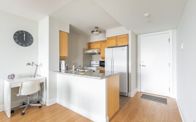 Simply Comfort Gorgeous Apt North York