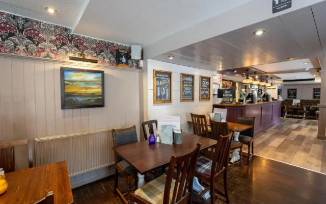 West Port Hotel
