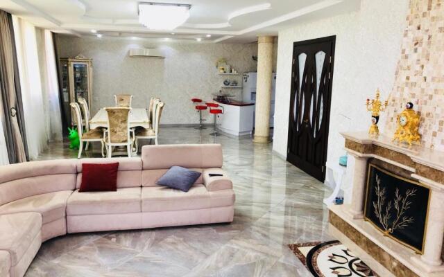 Digomi private house