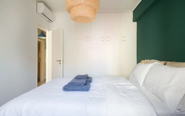 Apartment 102m² - Roof Garden with Acropolis View