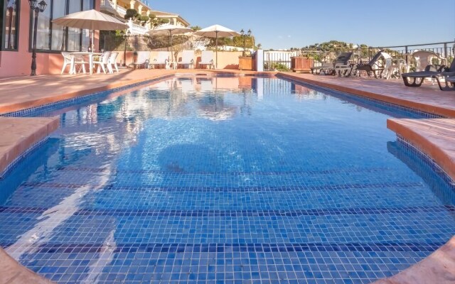 Mediterráneo Outdoor Pool