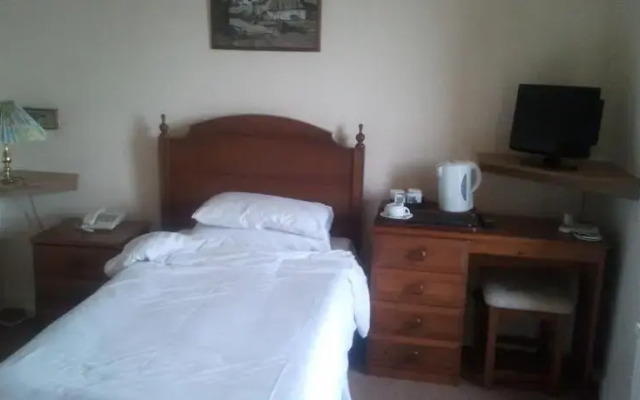 Royal Hotel