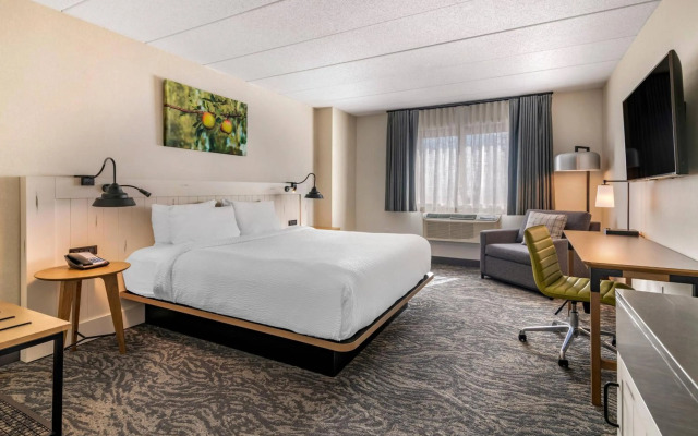 Fairfield by Marriott Inn & Suites Providence Airport Warwick