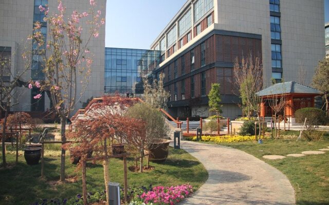 Expo Plaza Hotel Qingdao