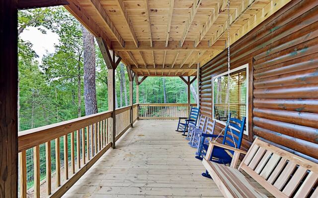 Lakpow45 3 Bedroom Cabin