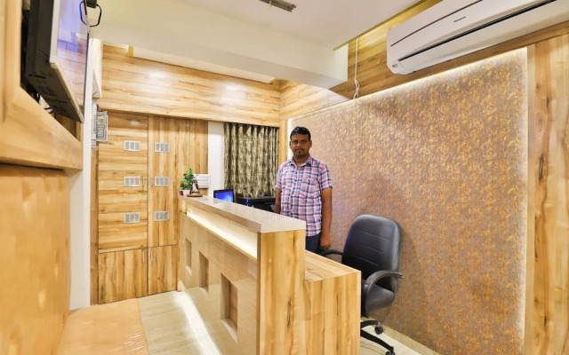 OYO 24950 Hotel Shree Balaji Residency