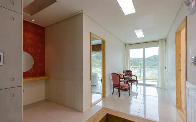 Gapyeong All that Water Pool Villa