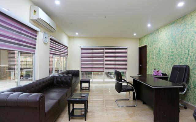 OYO 29173 The Grand, Jammu