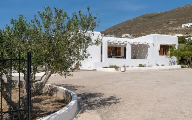 Theodora s Suite in Agios Charalampos