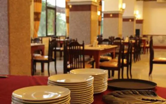 Golden Dragon Resort