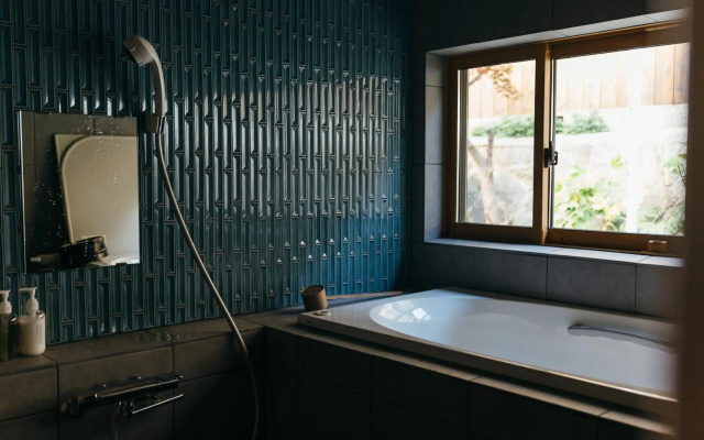 クジラ別館 – Bathroom – Onomichi