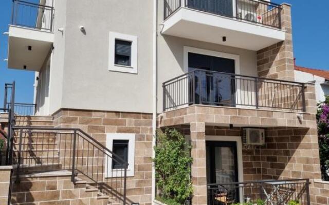 Apartments Vranes Tivat