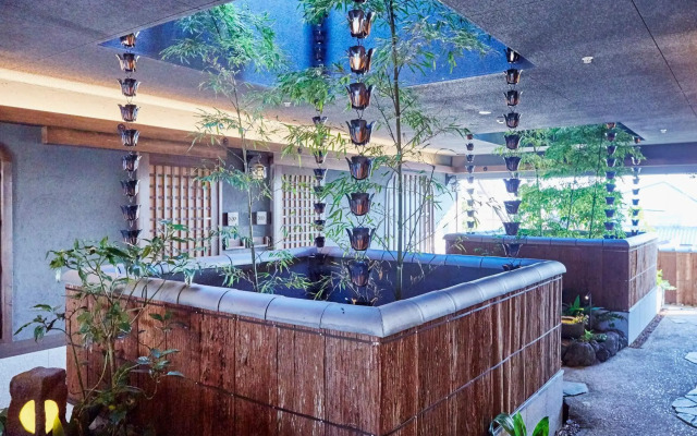 Sunrise Suites