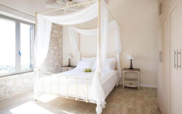 Poliana Estate Villas