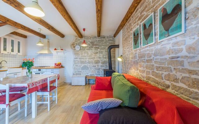 Honeymoon House Eufemia