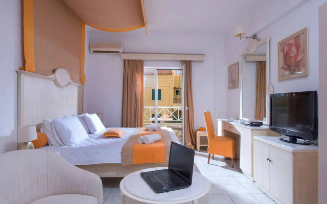 Elmi Suites Beach Hotel - All Inclusive