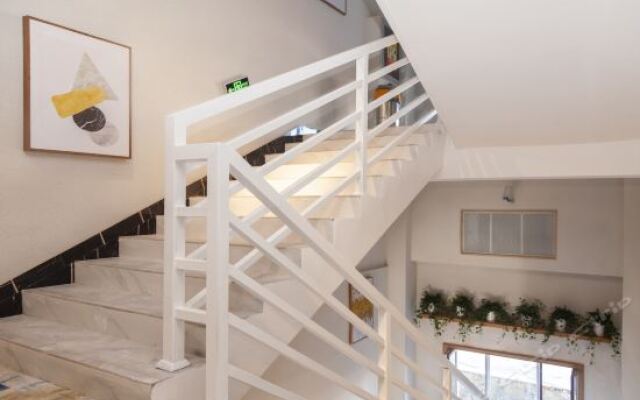 Shahai City Hotel (Urumqi International Airport)