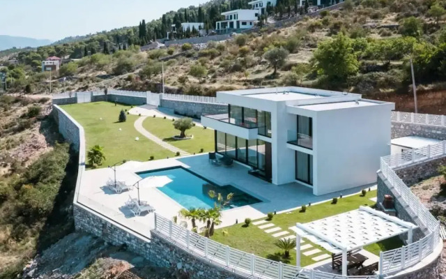 The Panoramic Villa in Shkod r