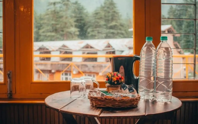 Moustache Manali