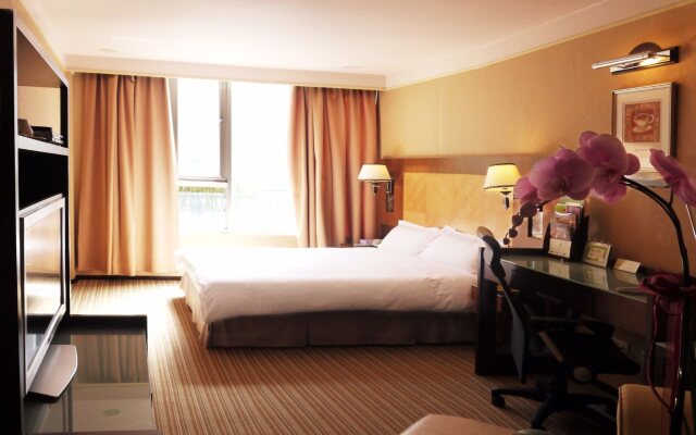 Gueylin Hotel