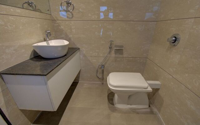 Hotel Amisha International