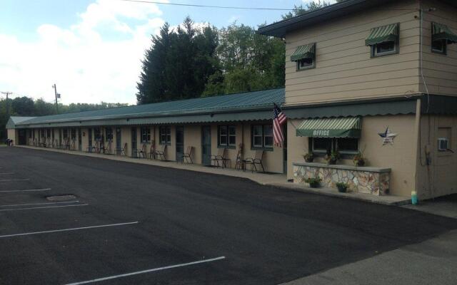 Cadiz Motel by OYO on route 250