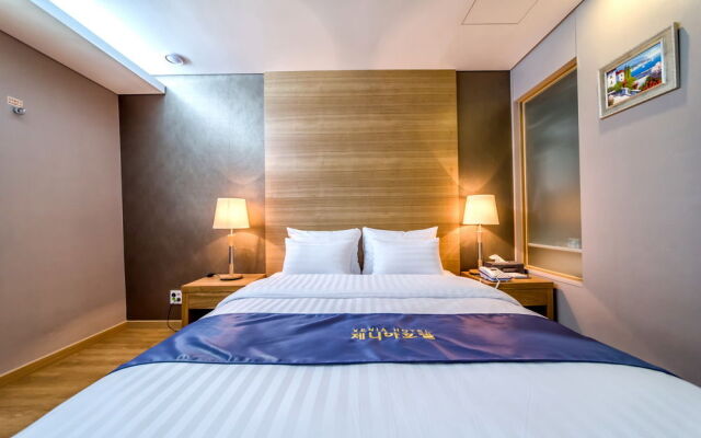 Xenia hotel