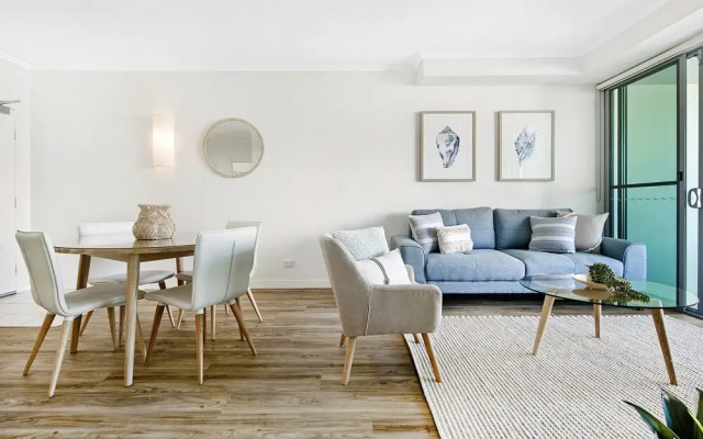 Boutique Broadbeach Living Near Convention Centre