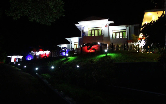 OwinRich Resort