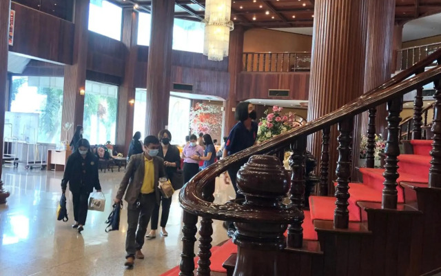 Hermitage Hotel & Resort (SHA Certified)