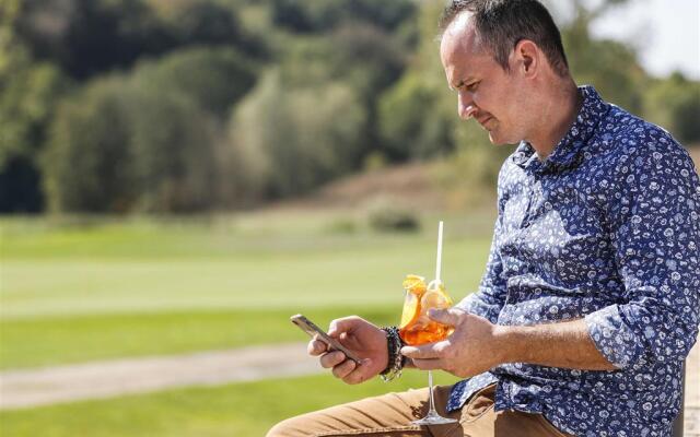 Hotel Mercure Luxembourg Kikuoka Golf & Spa