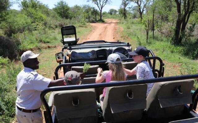 Chisomo Safari Lodge