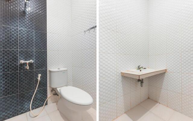 RedDoorz near Universitas Esa Unggul Bekasi Harapan Indah