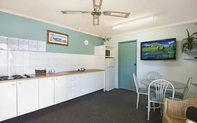 Allamanda Apartments